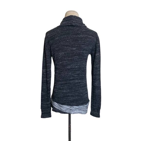 Laila Jayde Gray Turtle Neck Sweater Size XS - Picture 2 of 10